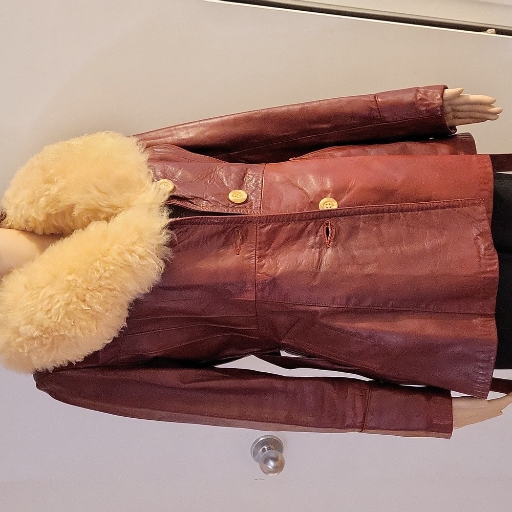 Vintage 70s Elegant Leather Women's Jacket Penny Lane Fur Collar  S  Burgundy** - Picture 2 of 16